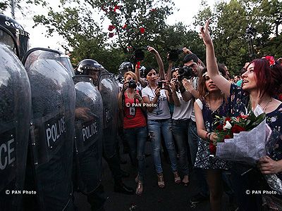 Акция протеста в Ереване. Фото: panarmenian.net